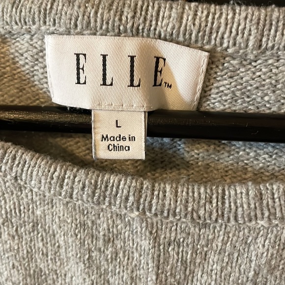 Elle Oui Oui Sweater - Picture 2 of 2